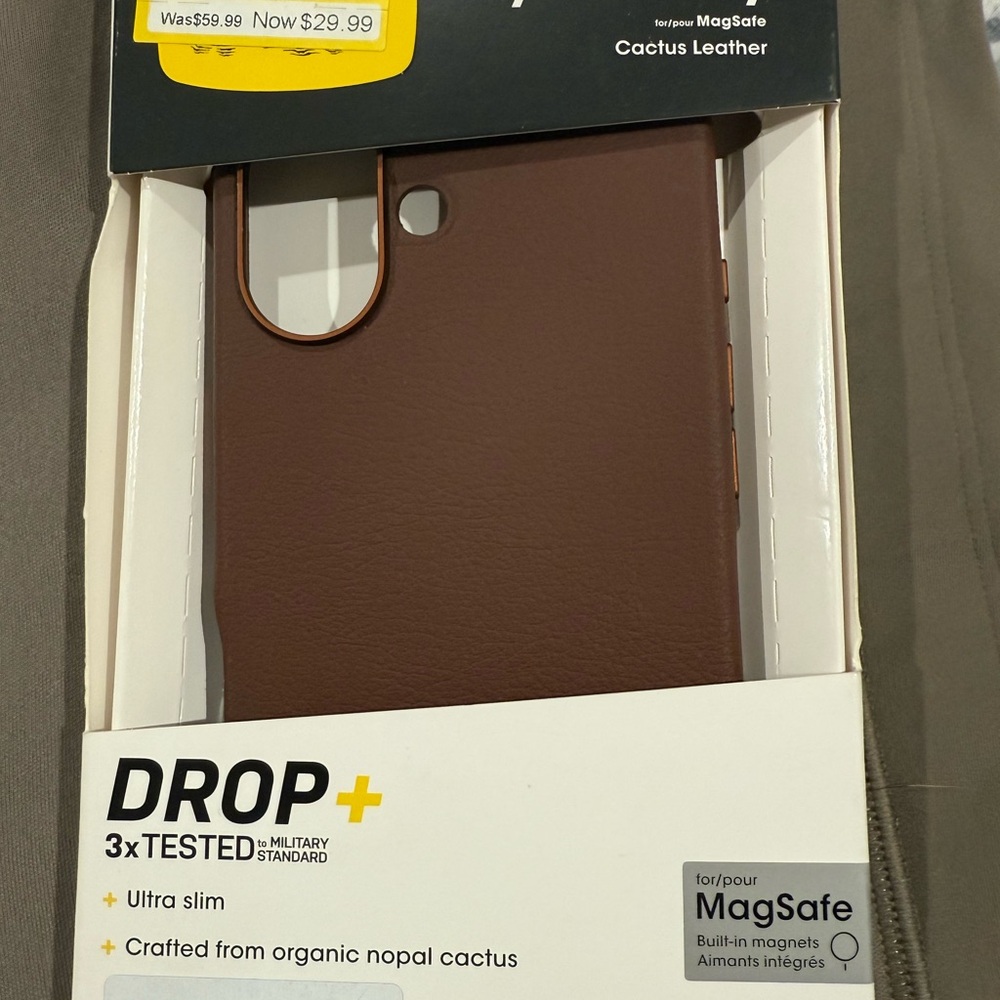 OtterBox iPhone 16 Cactus Leather Case -  NWT